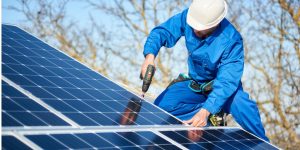 Installation Maintenance Panneaux Solaires Photovoltaïques à Saint-Corneille